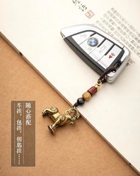 黄铜生肖属相挂饰（黄铜生肖属相挂饰选购指南）