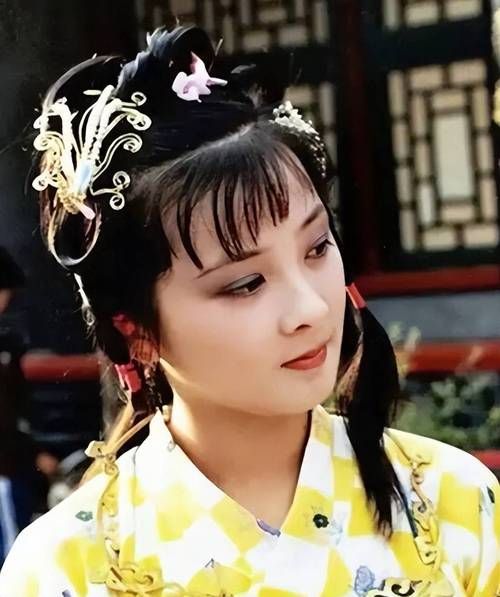 薛宝钗生肖属相（薛宝钗生肖是什么？）