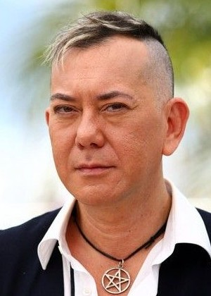 黄秋生是属什么生肖属相（黄秋生属什么生肖？）