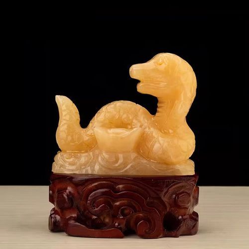 黄玉属相是什么生肖（黄玉属相是什么生肖？）