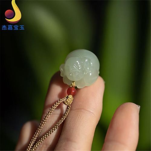 贾宝玉的生肖属相（贾宝玉的生肖属相是什么？）