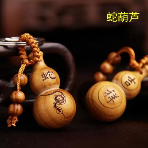 葫芦十二生肖属相（葫芦挂在什么生肖最招财？小白必看）