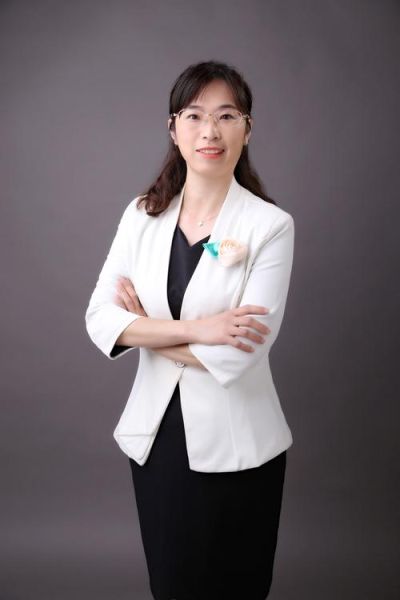 郑娜属什么生肖属相（郑娜属什么生肖）