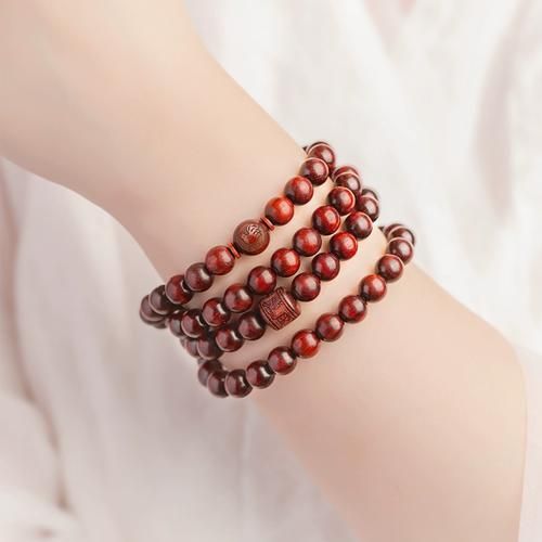 鸡生肖属相手链图片（属鸡的人戴什么生肖手链好看）