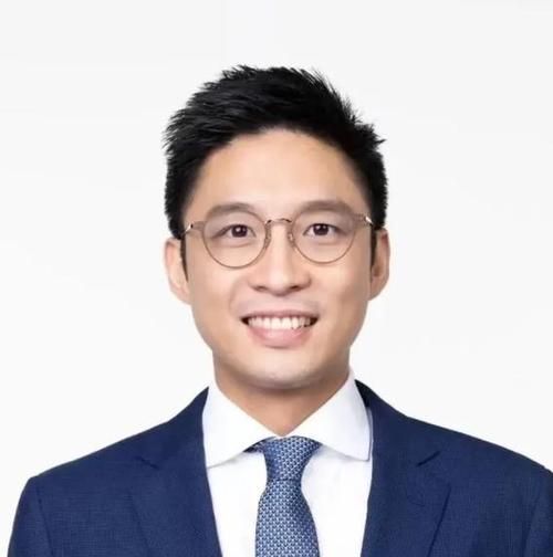 霍启山属什么生肖属相