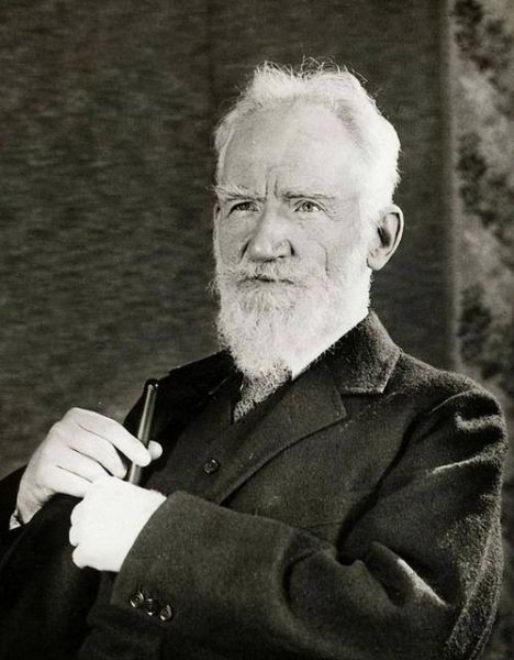 肖伯纳属相生肖（肖伯纳生肖是什么）