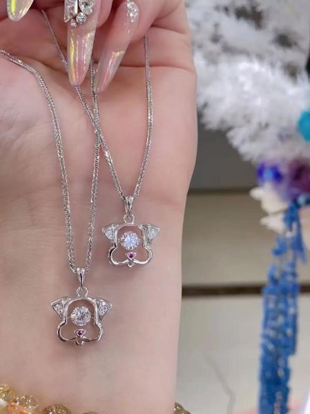 属相吊坠 生肖 银（属相吊坠银饰怎么挑选才能不掉坑？）