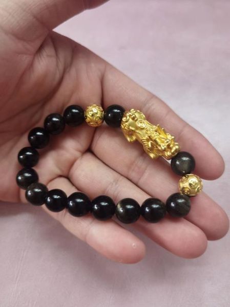 生肖属相黑曜石饰品（黑曜石生肖手链真的能辟邪吗）