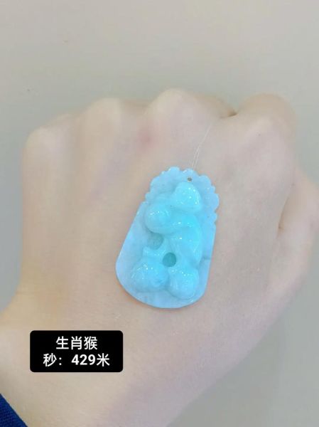 生肖属相翡翠牌子寓意（翡翠生肖牌子寓意大全新手易懂版）