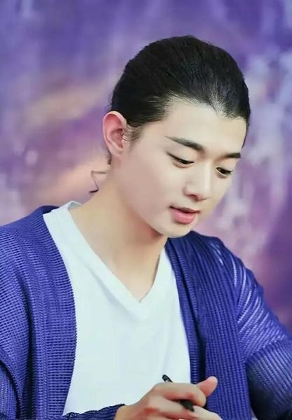 霍尊属什么生肖属相（霍尊是属什么生肖，小白一图秒懂）