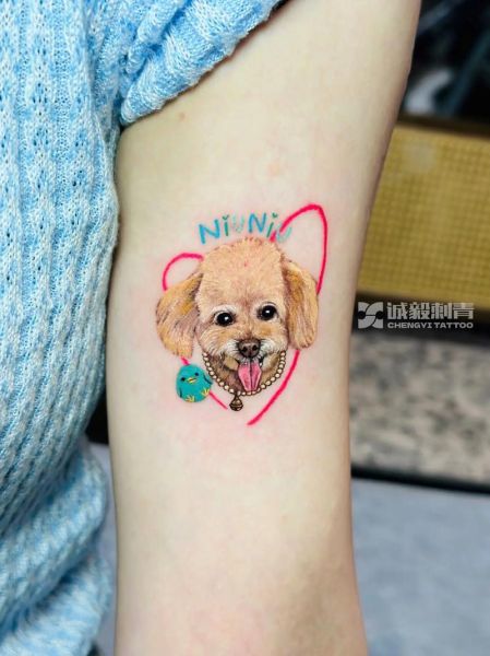 生肖狗属相配纹身好吗（生肖狗纹身和属相冲吗）