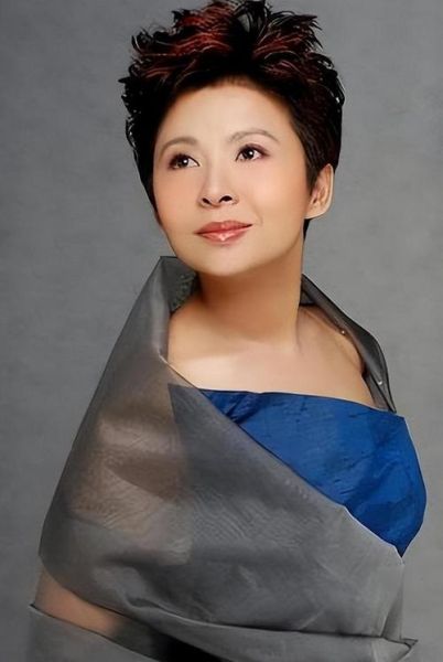 董文华是什么生肖属相（董文华是什么生肖属相？原来她属羊🐑）