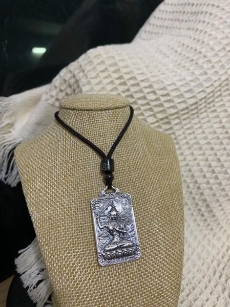 生肖属相佛牌（生肖属相佛牌真的能旺运吗）