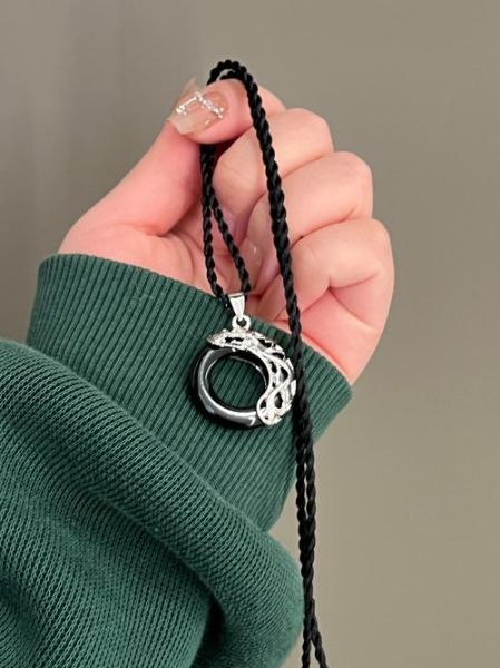 生肖属相高级感项链（生肖属相高级感项链怎么选）