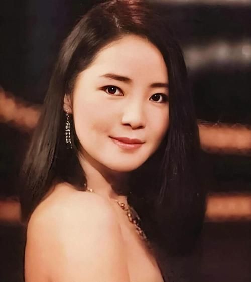 邓丽君属相是什么生肖（邓丽君属什么生肖？出生年份大揭秘🐭）