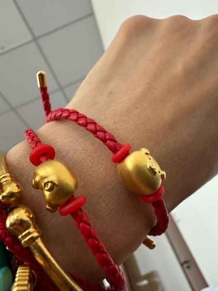 生肖属相黄金手链图片（生肖属相黄金手链怎么选款式）