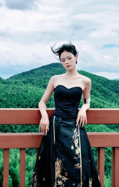 蔡纶属于什么生肖属相（蔡纶属什么生肖）