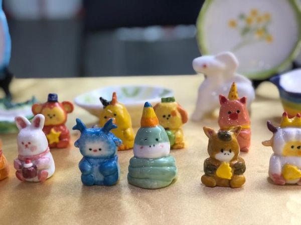 陶艺生肖属相图片（12生肖陶艺图片大全）
