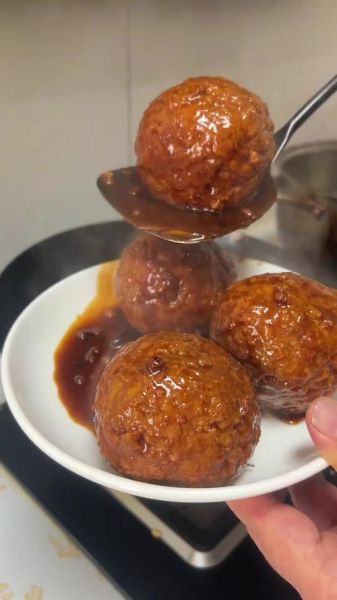 红烧狮子头生肖属相（红烧狮子头生肖属相是什么 🦁🔥）