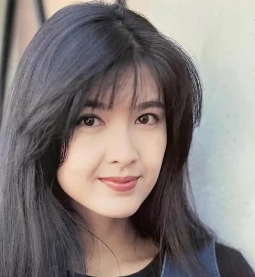 周慧敏属相是什么生肖（周慧敏生肖是什么👉小白也能秒懂）