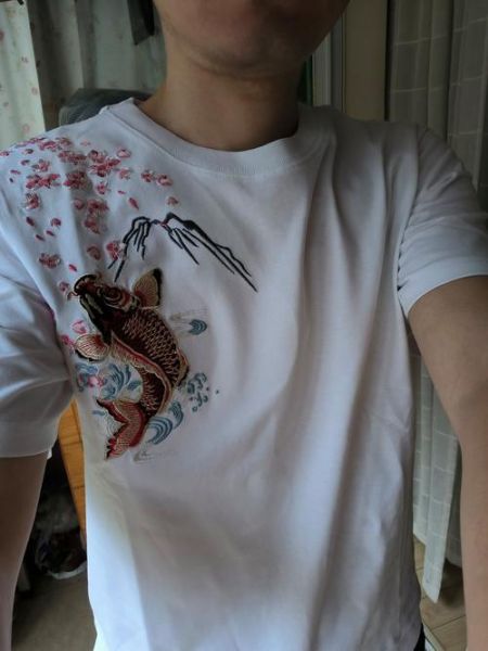 属相生肖短袖（本命年生肖短袖怎么挑颜色最吉利 🐉）