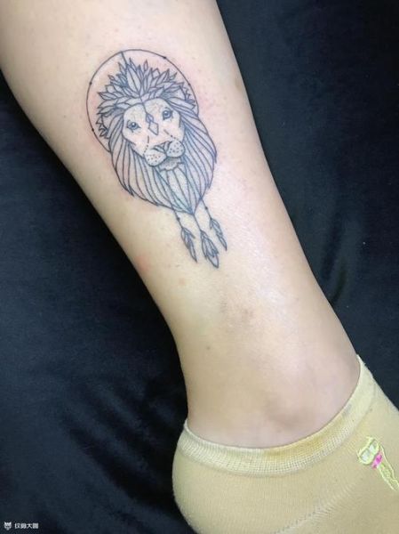 生肖属相纹身脚踝（生肖属相脚踝纹身图案大全）