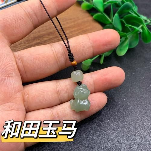 生肖属相佩戴饰物好吗（2024年属马戴什么项链最旺）