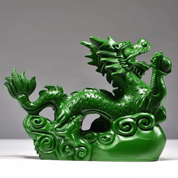 生肖龙属相摆件（生肖龙属相摆件客厅摆哪旺）