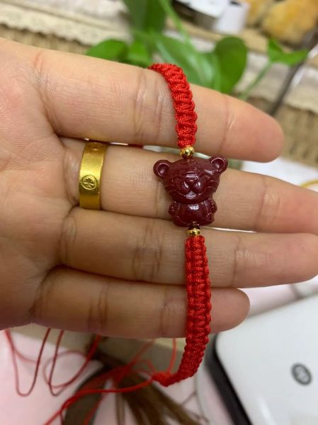 哪个生肖属相不能戴朱砂（哪些生肖真的不能戴朱砂？）