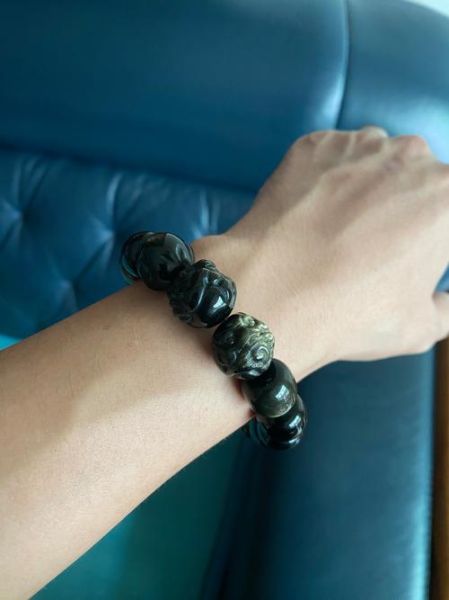 黑曜石戴生肖还是属相（黑曜石佩戴生肖还是属相好？怎么选才对）