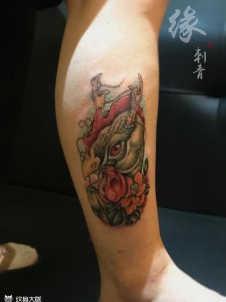 生肖鸡属相纹龙（生肖鸡能不能纹龙纹身？详解禁忌与好运指南）