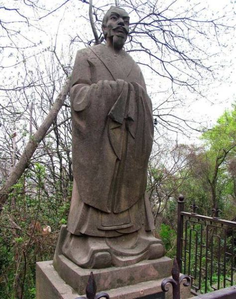 袁绍什么生肖属相最好（袁绍生肖属相怎么查最快）