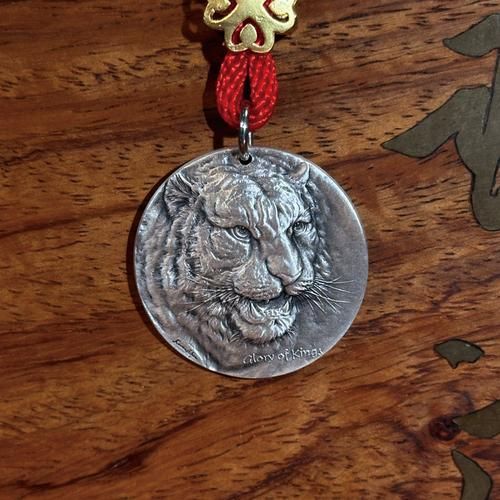 纯银生肖属相掉坠（纯银生肖吊坠怎么选不踩坑）