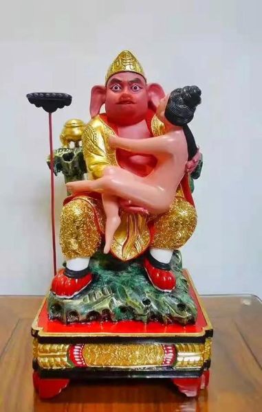 诸葛猪哥什么生肖属相（诸葛猪哥属什么生肖？）