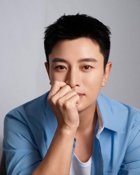 贾乃亮生肖属相是什么呢（贾乃亮生肖属相揭秘：原来他属鸡！）