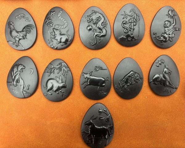 生肖属相玉石摆件（生肖属相玉石摆件怎么选😎）