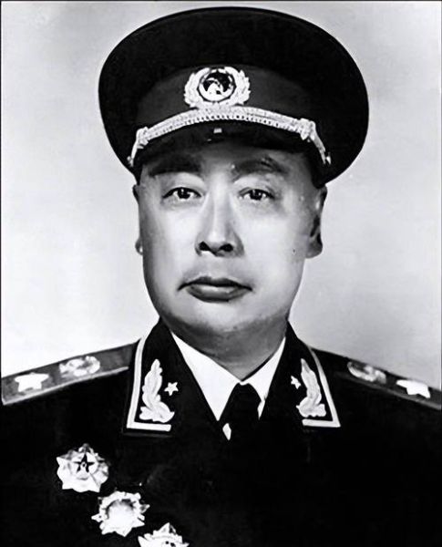 陈毅生肖属相（陈毅生肖是什么？属蛇吗？）