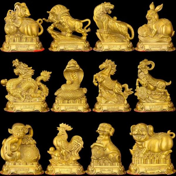 生肖属相摆件怎么排（生肖属相摆件怎么按顺序摆）