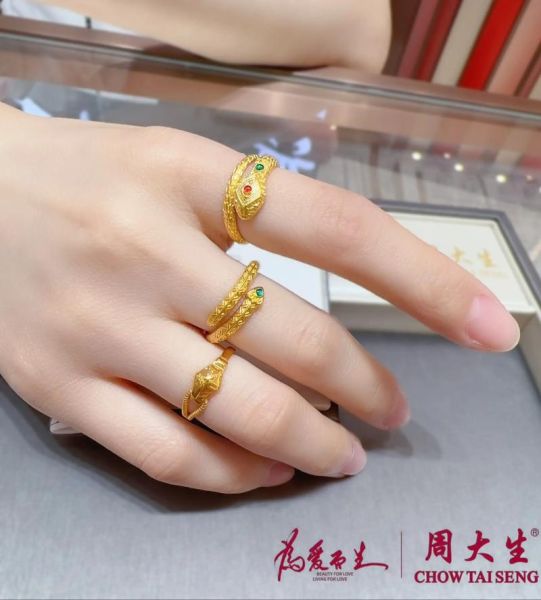 生肖蛇最佳爱情属相男性（生肖蛇男最配对哪个生肖最好💍）