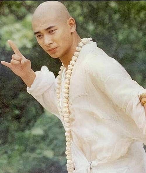 赵文卓历史生肖属相（赵文卓属什么生肖？小白一看就懂！）