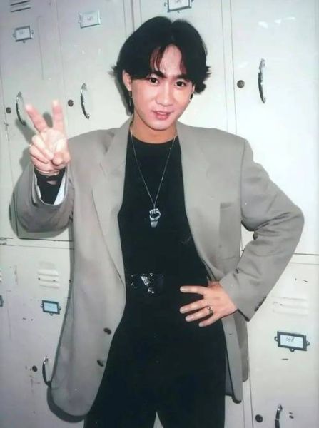 黄家驹生肖属相（黄家驹生肖是什么属相？）