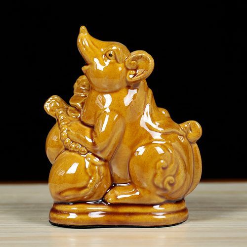 揽财的生肖属相(揽财的四大生肖属相🐭🐲🐍🐷)