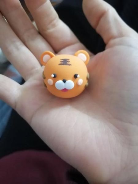 生肖老虎属相超轻粘土（新手零失败老虎超轻粘土教程）