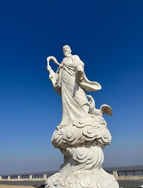 吕洞宾的生肖属相(吕洞宾生肖属相揭秘)