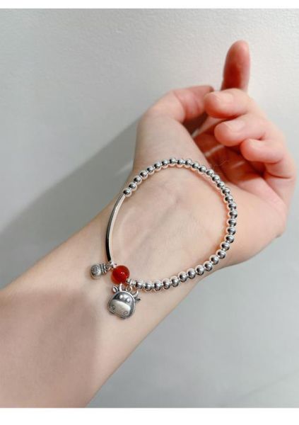 生肖牛属相手链(生肖牛属相手链怎么选?款式+材质一次讲清)