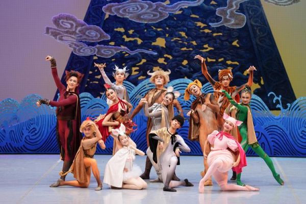 舞女的生肖属相（舞女的生肖属相究竟属什么🤔）